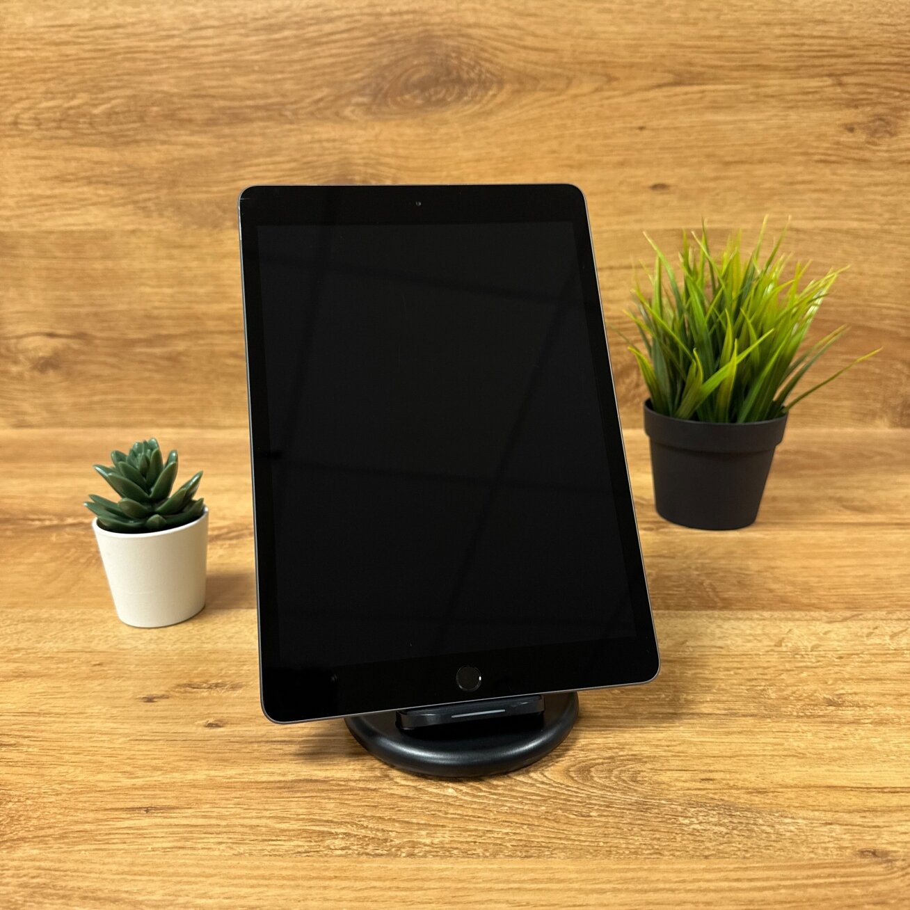 Apple iPad 10.2" 2020 8th Gen Wi-Fi 32GB Space Gray | 90% battery | B | Atnaujintas 2 Apple iPad 10.2" 2020 8th Gen Wi-Fi 32GB Space Gray | 90% battery | B | Atnaujintas 2