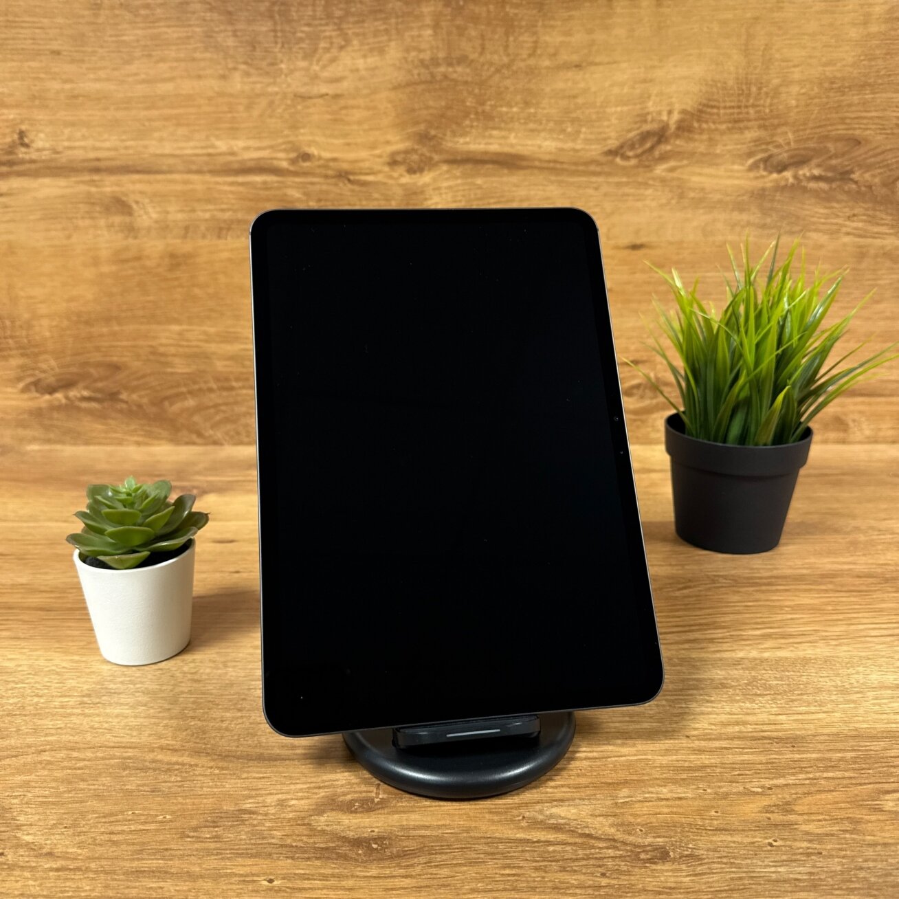 Apple iPad Pro 11" M5 Wi-Fi (2025) 256GB with Standard glass Space Black | A+ | 100% battery | Ekspozicinis 2 Apple iPad Pro 11" M5 Wi-Fi (2025) 256GB with Standard glass Space Black | A+ | 100% battery | Ekspozicinis 2