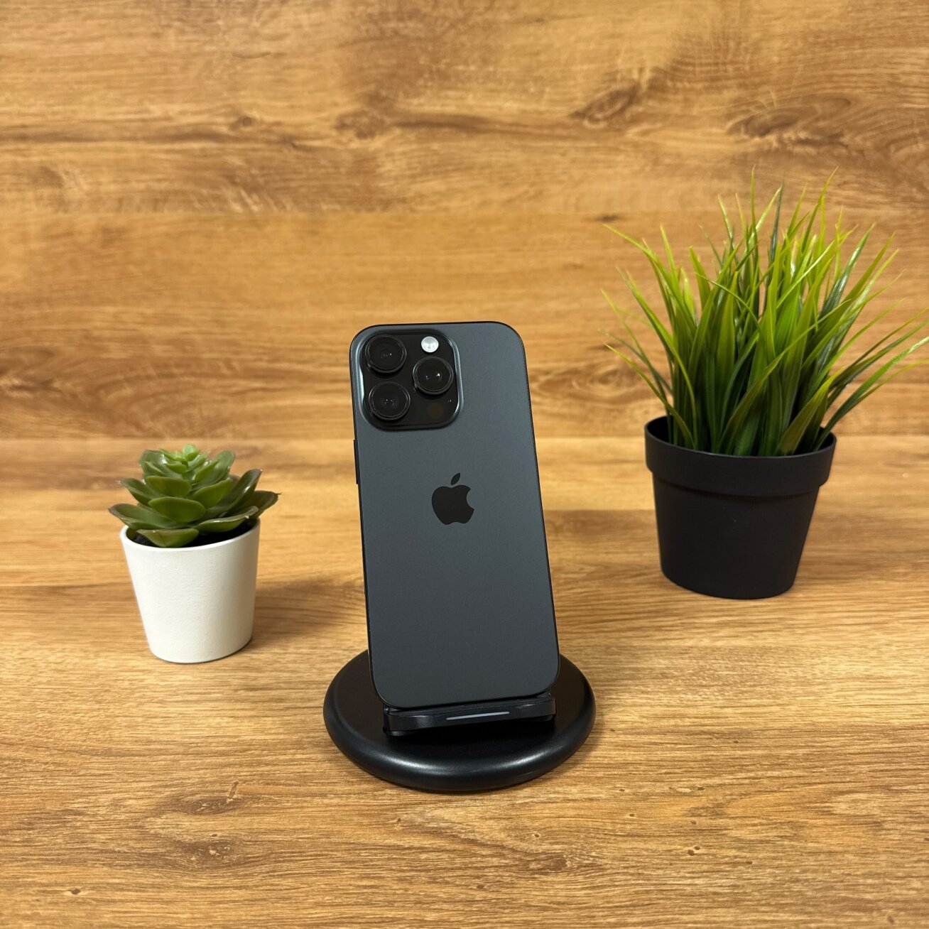 Apple iPhone 16 Pro 128GB Black Titanium | 90% Battery | C | Atnaujintas