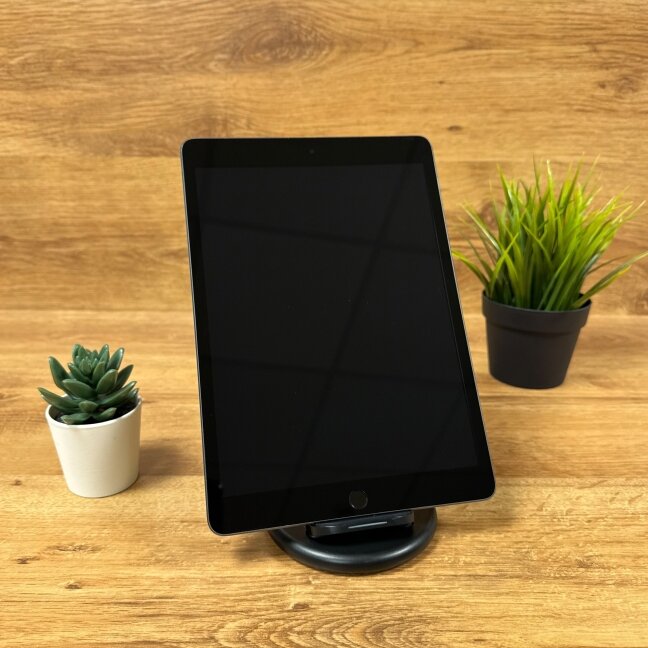 Apple iPad 10.2" 2021 9th Gen Wi-Fi 64GB Space Gray | 91% battery | B | Atnaujintas 2 Apple iPad 10.2" 2021 9th Gen Wi-Fi 64GB Space Gray | 91% battery | B | Atnaujintas 2