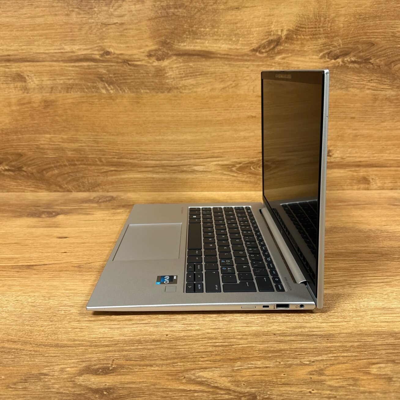 HP EliteBook 840 G10 i7-1355U / 16GB / 512GB SSD / 13.3" UXGA / WIN11 Pro | Atnaujintas 4
