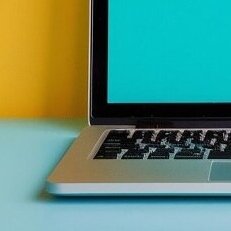 HP EliteBook 845 G8: Lengvas Vaizdo Redagavimas ir Turinio Kūrimas