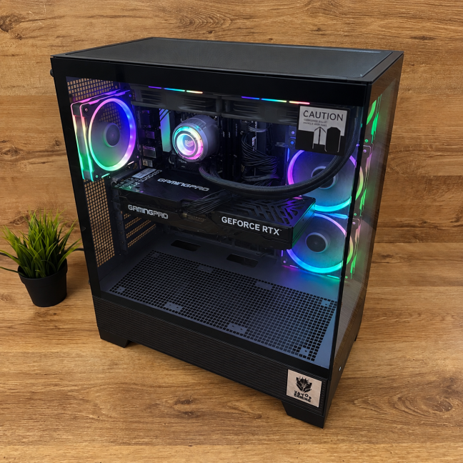 Intop AQUA i7-14700F  / 32GB / 1TB SSD /  RTX5070Ti 16GB / WIN11Pro | Black | A+ | Ekspozicinis