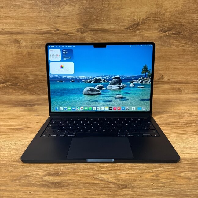 Apple MacBook Air 13.6" M3 (2024)  | 8GB/256GB | 8C CPU/8C GPU | 87% battery | B | Midnight | Atnaujintas