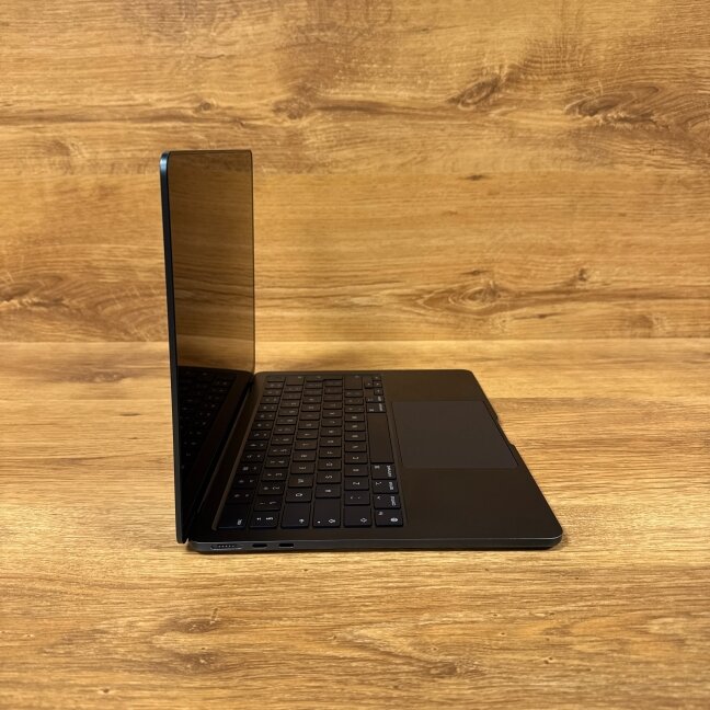 Apple MacBook Air 13.6" M3 (2024) | 8GB/256GB | 8C CPU/8C GPU | 87% battery | B | Midnight | Atnaujintas 3 Apple MacBook Air 13.6" M3 (2024) | 8GB/256GB | 8C CPU/8C GPU | 87% battery | B | Midnight | Atnaujintas 3