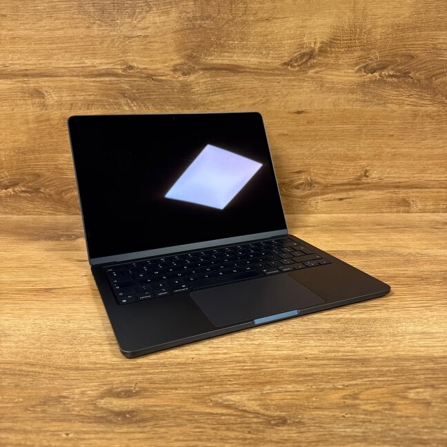 Apple MacBook Air 13.6" M3 (2024)  | 8GB/256GB | 8C CPU/8C GPU | 87% battery | B | Midnight | Atnaujintas 2